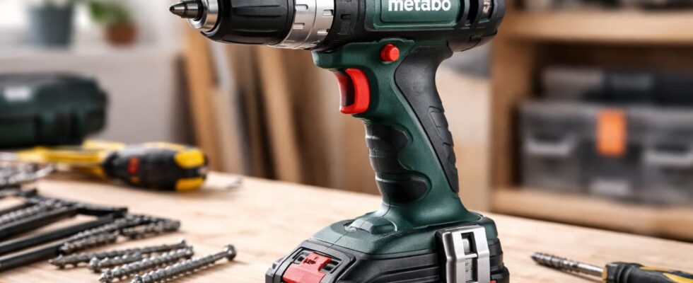 découvrez notre test complet de la perceuse visseuse metabo bs 18 li, une 18v ultra-compacte alliant puissance et maniabilité pour tous vos travaux de bricolage.